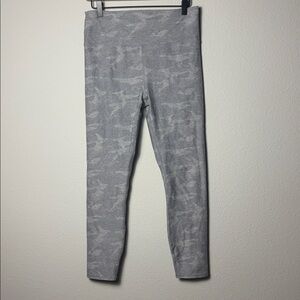 Vuori Clean Elevation Leggings Pale Camo Heather Gray VW444
